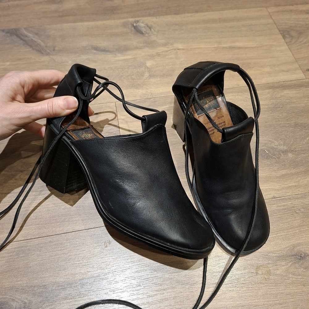 Transit Women's 90's Black Leather "Mary Jane" Lace-up Shoes (Size EU 37.5/US 7) - Picture 2 of 8